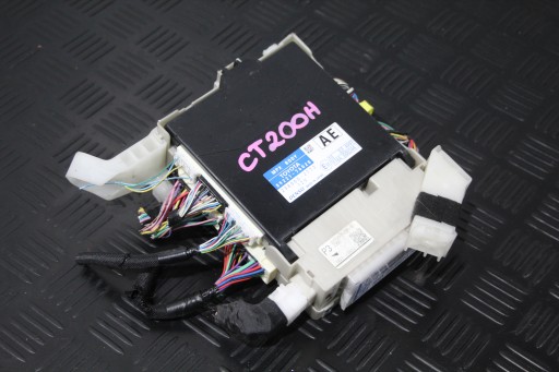 MODUL BEDIENTEIL LEXUS CT200H 89221-76020