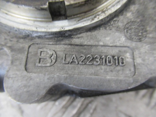 Pompa VACUM VAKUM VOLKSWAGEN TOUAREG 5.0 TDI LUK LA2231010