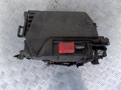 W246 - Блок предохранителей mercedes w176