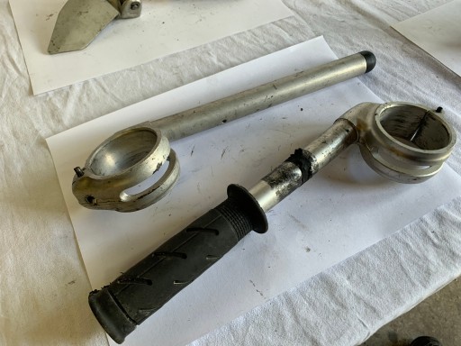 118383221324238831236111121131111122132111112111112111113111121111321211211212111221111111112122111 - Ducati 749 999 кермо