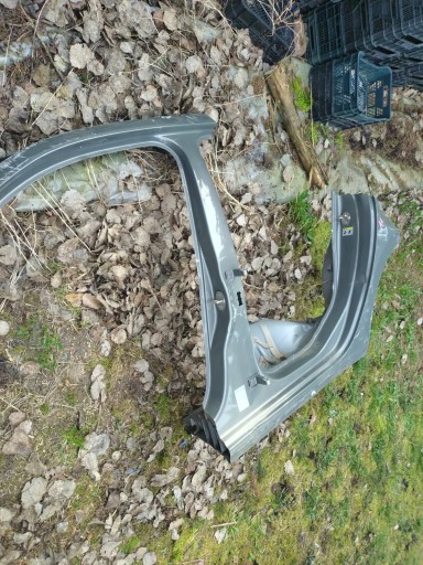 AUDI A1 82A ПОРОГ ДВЕРИ ЛЕВЫЙ LX7G