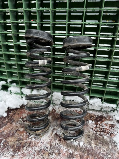BMW F30 X-DRIVE springs rear part rear. EE KOMPLET