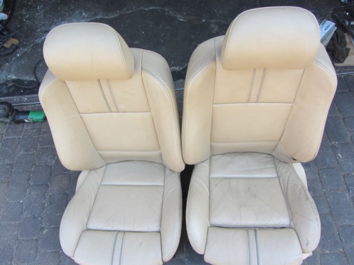 8200783 - Сиденья диван боковины BMW E53 X3 кожа кремовая