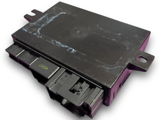 MERCEDES W205 control unit module HAKA 2059006828 @M