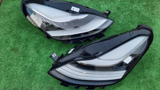 НАБОР ПОЛНОСТЬЮ СВЕТОДИОДНЫХ ПЕРЕДНИХ ЛАМП TESLA 3