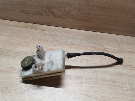 Behälter Brems- PEUGEOT 5008 CITROEN C4 PICASSO 9680907780