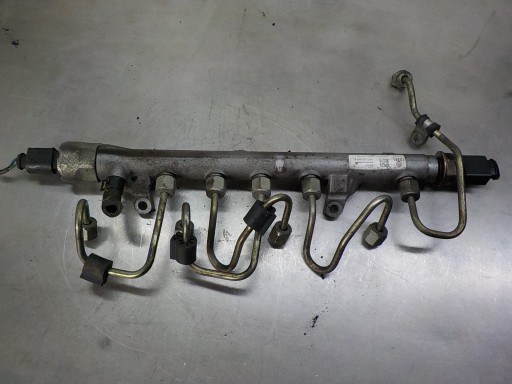 VW GOLF VI 1.6 TDI Rampe injection 03L130089B