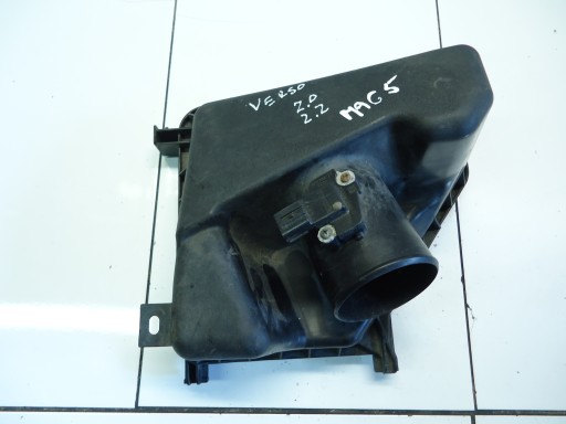 TOYOTA VERSO cover of a filter, air 0R05 flow meter 22204-26010