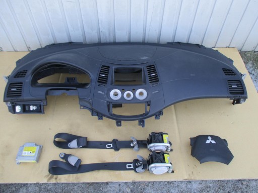 MITSUBISHI GRANDIS 03-11 КОНСОЛЬ ПОДУШКИ РЕМНИ ЕС