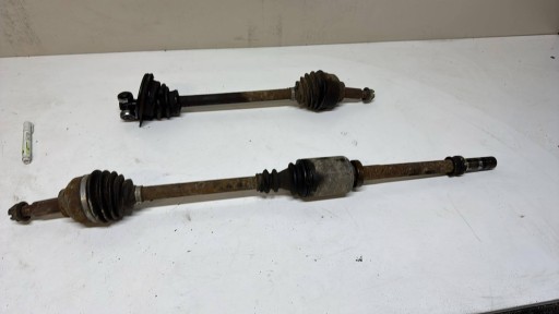 OPEL VIVARO A 1.9 DI F9Q762 semi-axis right 5 of the gear trafic primastar