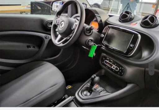 Smart Fortwo III Coupe Facelifting EV 82KM 2022