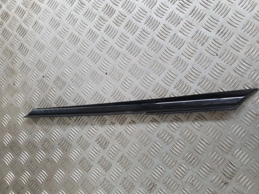 9831078680 - DS4 II 21-23 Накладка лобового стекла правая