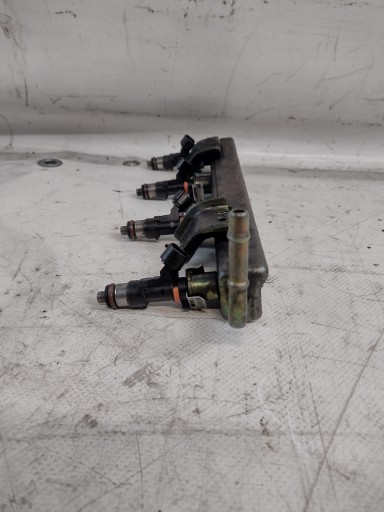 Rampe injection Nissan Micra K12 1,2B