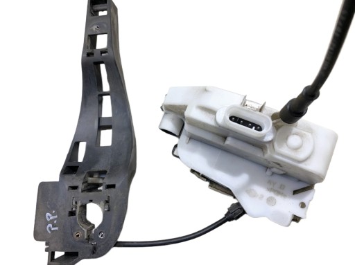 lock door right front CITROEN C3 and 4 PIN 46983280