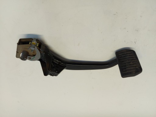 VOLVO V60 II PEDAL freno PIROTECHNICZNY 31489736