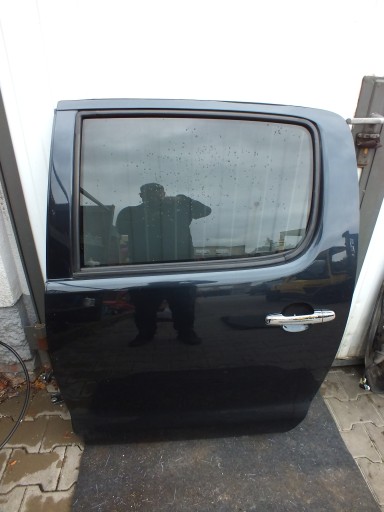 Toyota hilux vii lift 12-14 задняя левая дверь в сборе темно-синяя