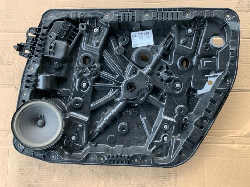 Подъемная пластина двери MERCEDES W247 A2477202006 21R