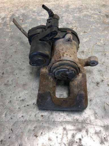 AUDI Q3 8U LIFT caliper brake left rear part 32355461C