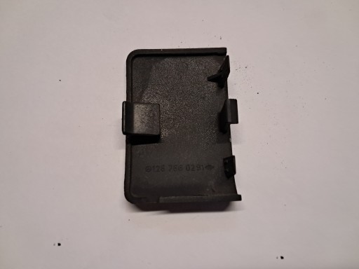 kryt kliky pravý záď MERCEDES W126 1267660291