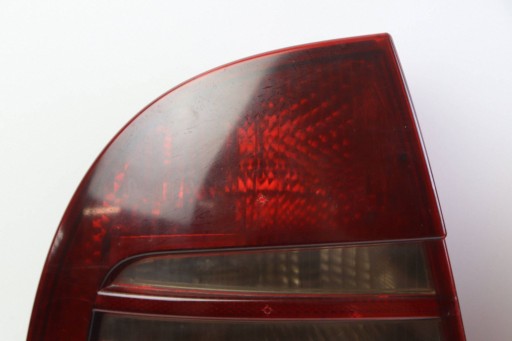 SKODA SUPERB and light left + right rear part KOMPLET 3U5945095 3U5945096 EUROPA