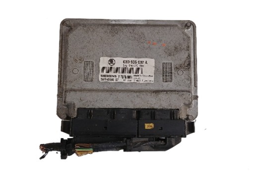 SKODA FABIA and SEAT IBIZA III VW POLO 9N 1.2 control unit of the engine 03D906032A