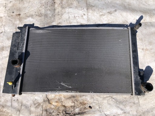 Radiateur moteur occasion TOYOTA AURIS et 422133-6511