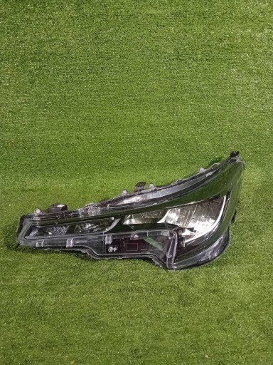 REFLEKTOR left front TOYOTA COROLLA E21 HB KOMBI FULL LED NR.910