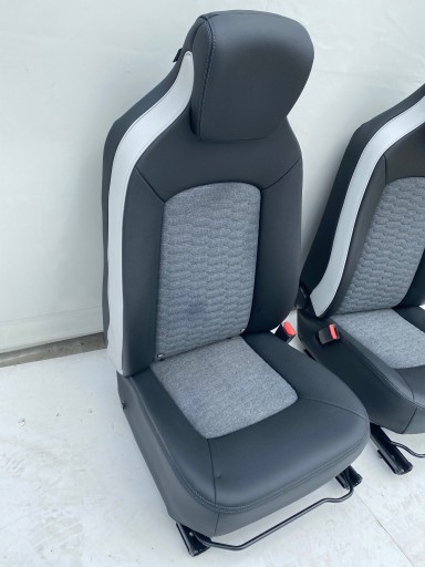 RENAULT ZOE II SKORZANE SIÈGE SIÈGE