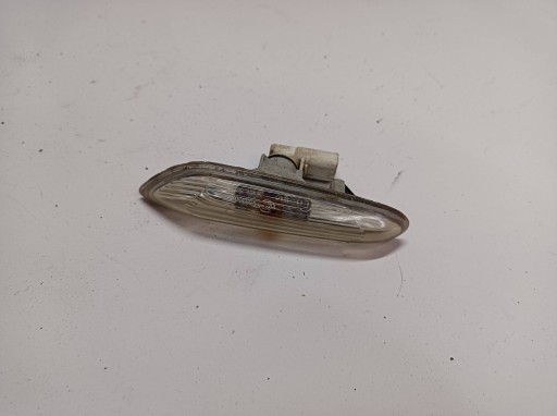 indicator w blotniku BMW 1 E81 E87 7253325