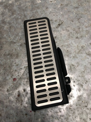 PODSTOPNICA cap VW GOLF VI KOMBI 1K1864551