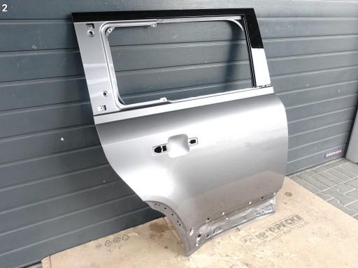 LAND ROVER DEFENDER II 2 L663 90 110 130 20- Tür DOOR rechts heck