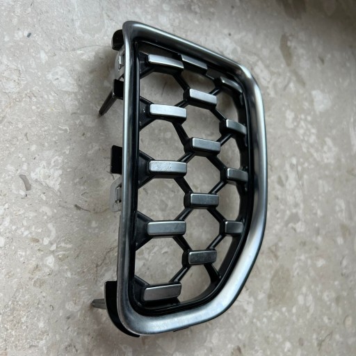 JEEP GRAND CHEROKEE WL 2021-> frame GRILLA KRATKI 6SD93SZ7AB 6SE42TRMAA
