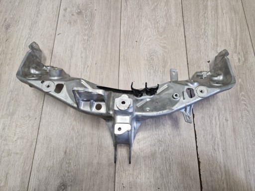 BC3283560000 - YAMAHA XP 530 TMAX СТІЙКИ ЛІЧИЛЬНИК ГОДИН ЛАМПИ НАВІС ПЕРЕДНІЙ КРОНШТЕЙН