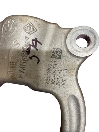 bracket holder of a shock absorber front left X-DRIVE BMW 5 G30 LCI