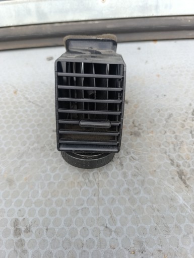 VW T5 LIFT grid air conditioning devices central right 7E0815706A