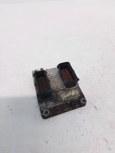 Компьютерный контроллер двигателя opel corsa d 55557933