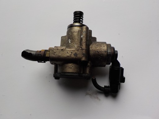 VOLKSWAGEN GOLF V 1.6 FSI feed pump 03C127025R
