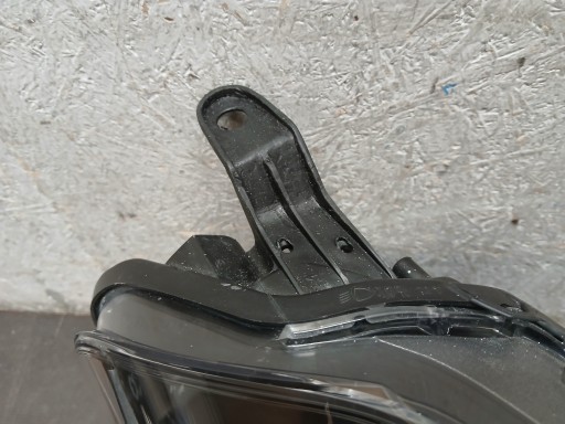 light front right TOYOTA YARIS III 3 LIFT 17- lens