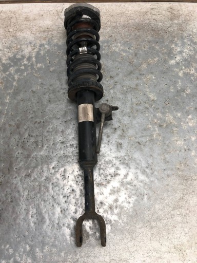 shock absorber left front BMW F10 LCI 6863661