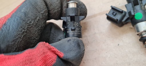 Jeep Grand Cherokee WL 2022 Einspritzdüse Pumpe-Düse-Einheit des Kraftstoffsbehälters 3.6 V6 05281427AA