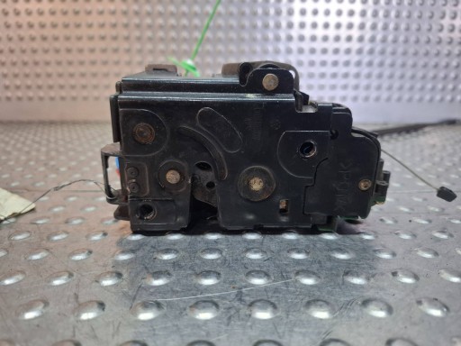 lock door CENTRALNY left front 8 PIN 3B1837015AM SKODA FABIA and