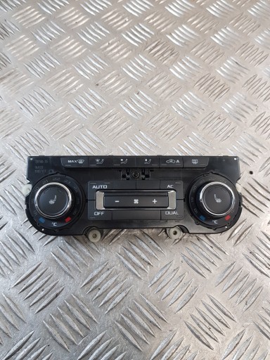 PANEL Bouches buses 3T0907044BS SKODA OCTAVIA II LIFT 13R