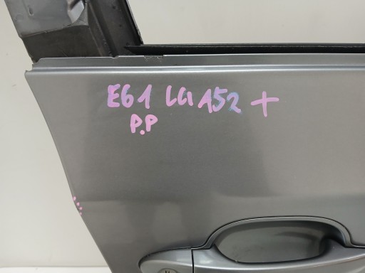 Tür rechts vorne BMW E60 E61 A52/7 SPACEGRAU