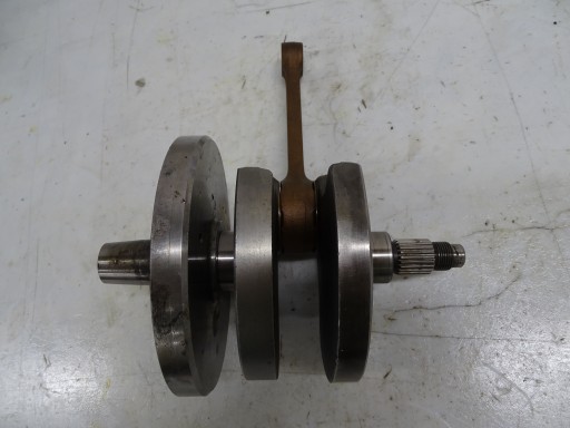 Suzuki Savage LS 650 колінчастий вал Шатун