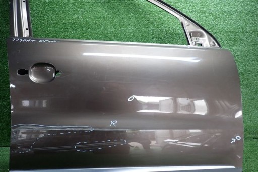 VW TIGUAN and 5NO 08-15 door right front front