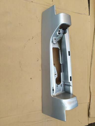 TRAFIC III VIVARO TALENTO КОРПУС ЛАМПИ ЛІВИЙ ЗАДНІЙ