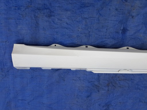 moulding threshold right MERCEDES W251 LIFT LONG 799 A2516980454