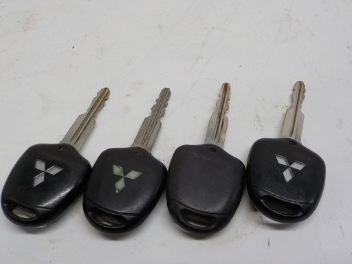 MITSUBISHI LANCER GRANDIS OUTLANDER ASX key PILOT