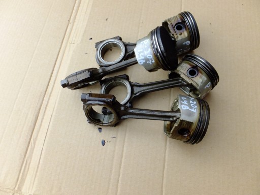 píst korbowod peugeot 207 1,4 8v 2009r KFV