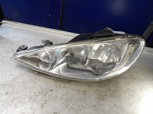 Peugeot 206 light front left